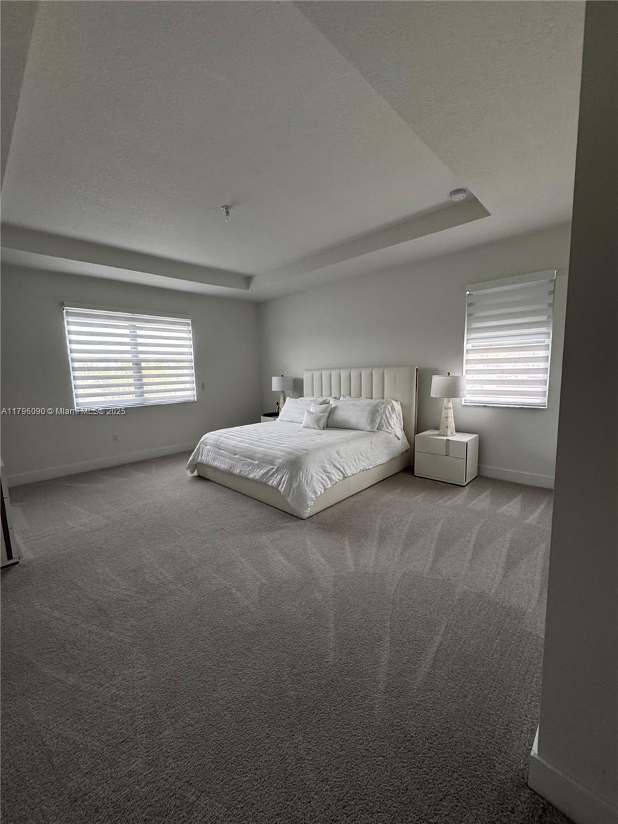 TUSCAN ISLES - Residential