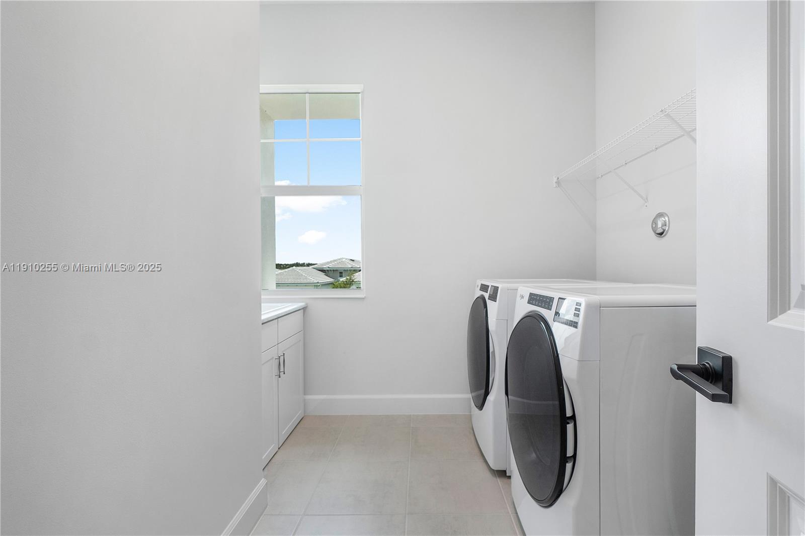 ORCHARDS OF WESTLAKE - Residential Lease