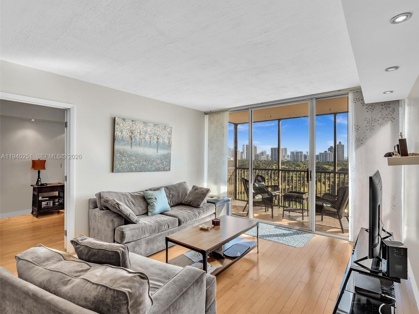 CORONADO CONDO- TOWER II - Residential