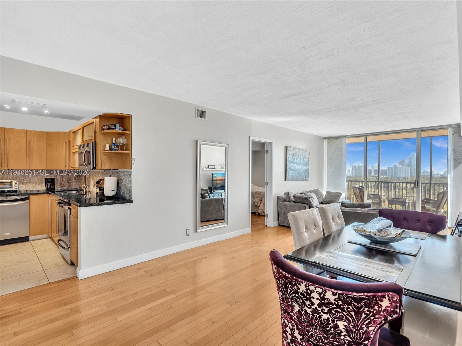 CORONADO CONDO- TOWER II - Residential