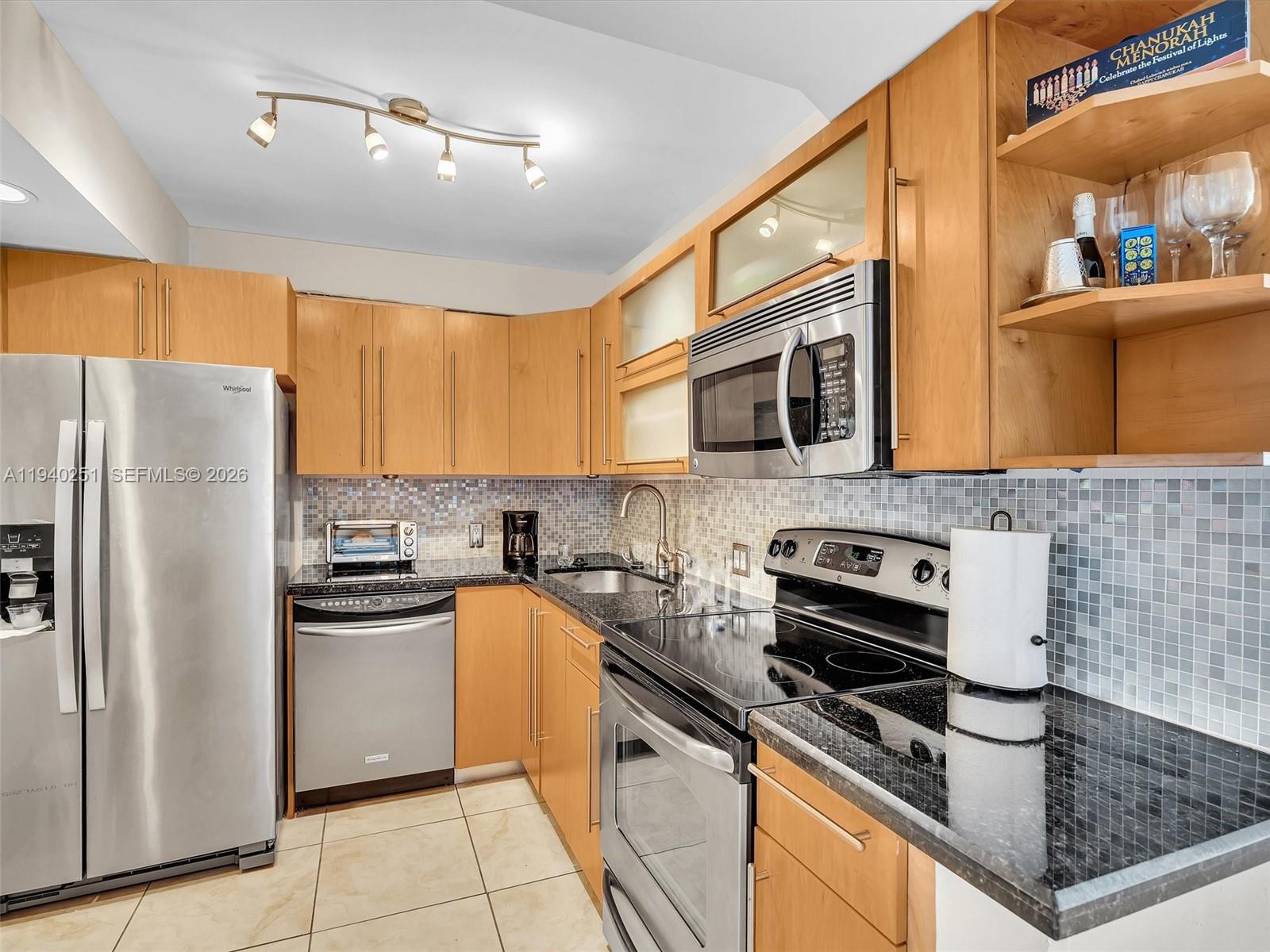 CORONADO CONDO- TOWER II - Residential