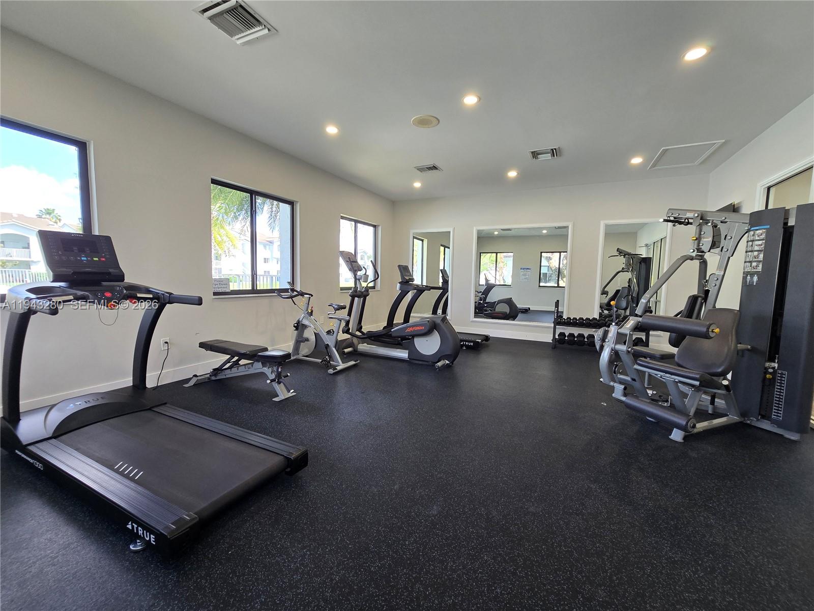 ROYAL GRAND CONDO - Residential