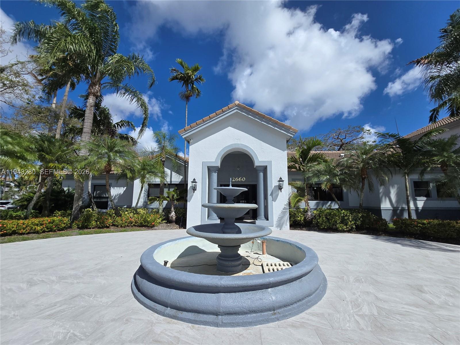 ROYAL GRAND CONDO - Residential