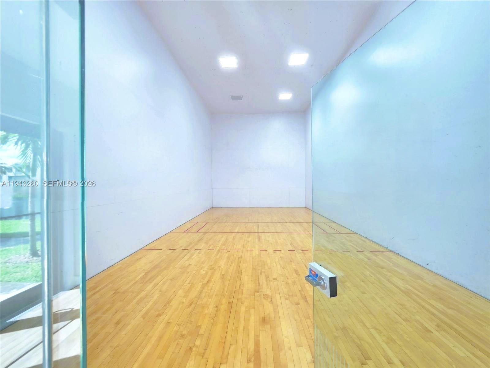 ROYAL GRAND CONDO - Residential