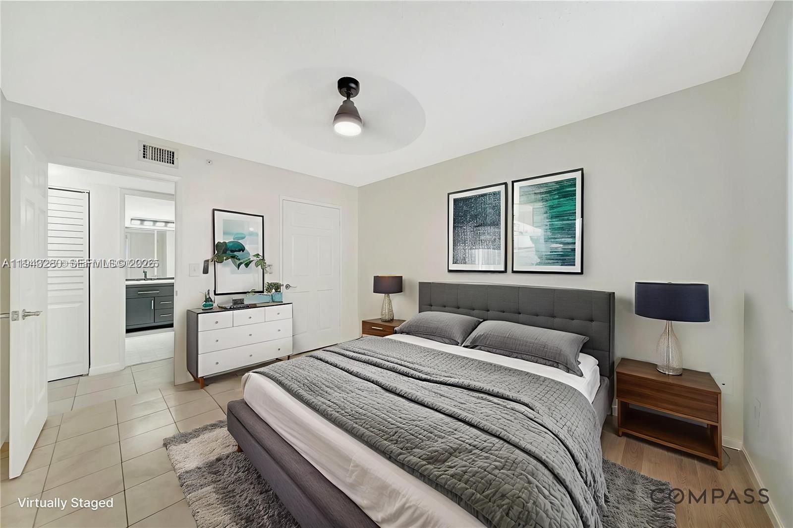 ROYAL GRAND CONDO - Residential