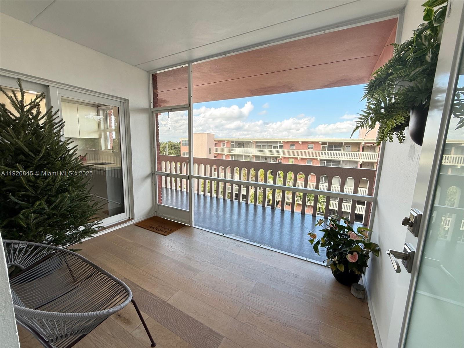 ELDORADO PLAZA WEST CONDO - Residential