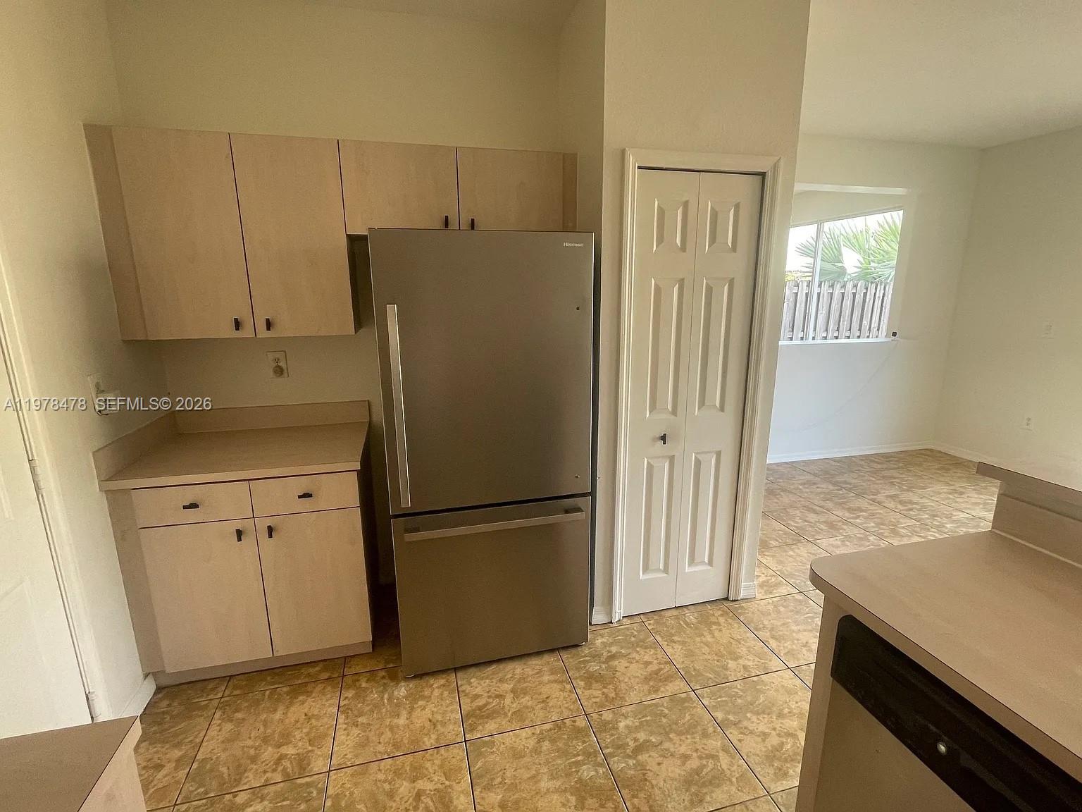 RIVERSIDE AT BISC NATL PK - Residential Lease