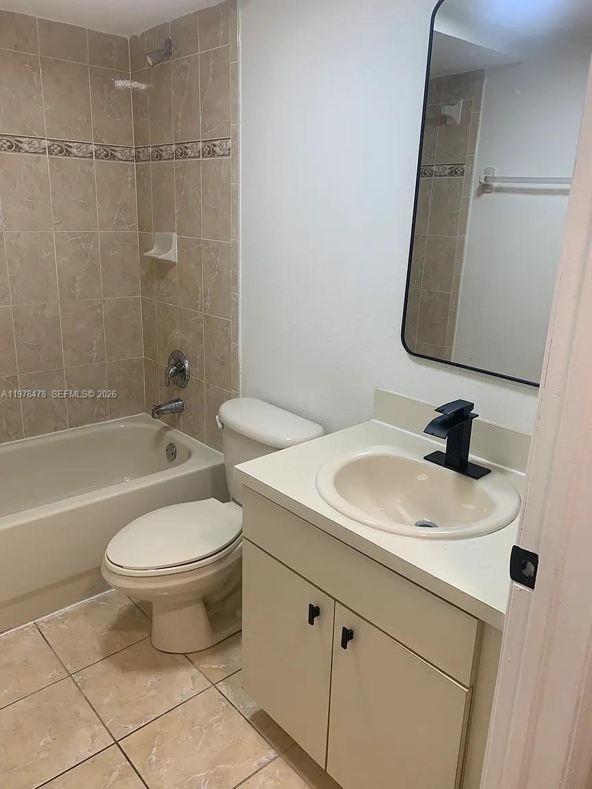 RIVERSIDE AT BISC NATL PK - Residential Lease