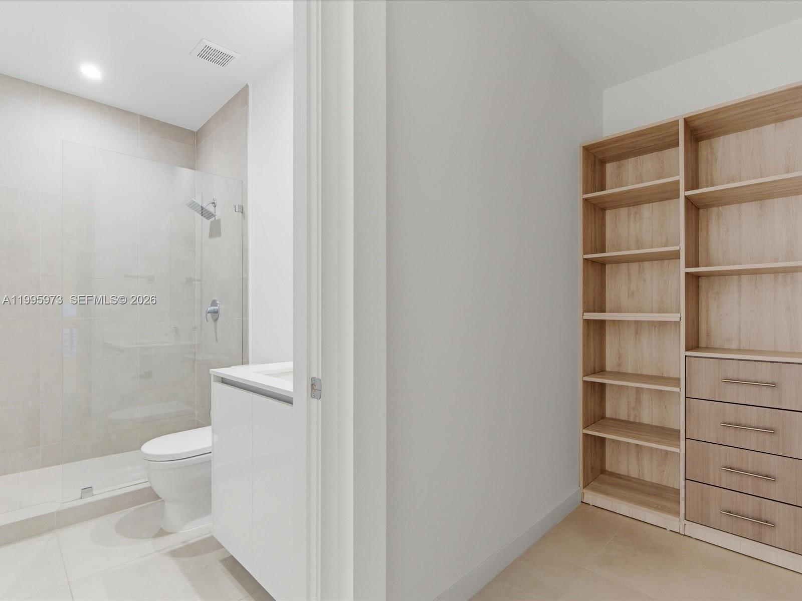 MAP OF MIAMI DADE CO. FL. - Residential Lease