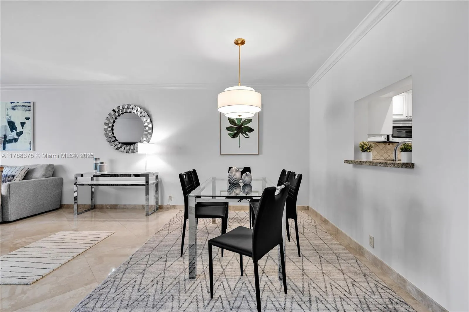 Key Biscayne, Florida 33149, United States, 2 Bedrooms Bedrooms, ,2 BathroomsBathrooms,Residential,Active,114058