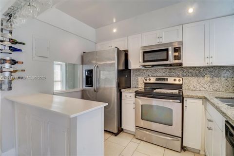 9001 SUNRISE LAKES BLVD 109 Sunrise FL 33322