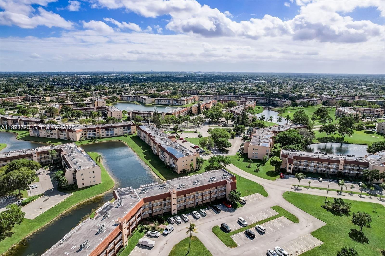 SUNRISE LAKES 88 CONDO - Residential