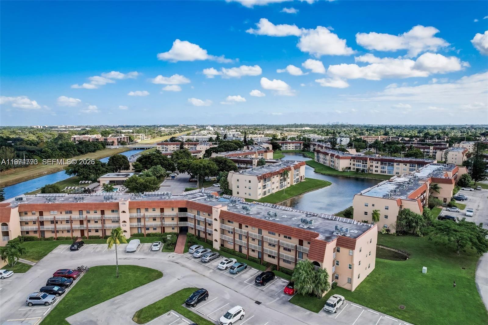 SUNRISE LAKES 88 CONDO - Residential