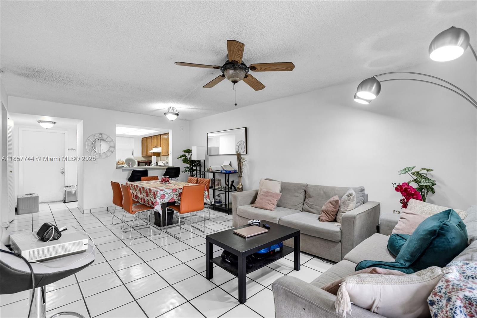 VISTA DEL LAGO CONDO PH 2 - Residential Lease