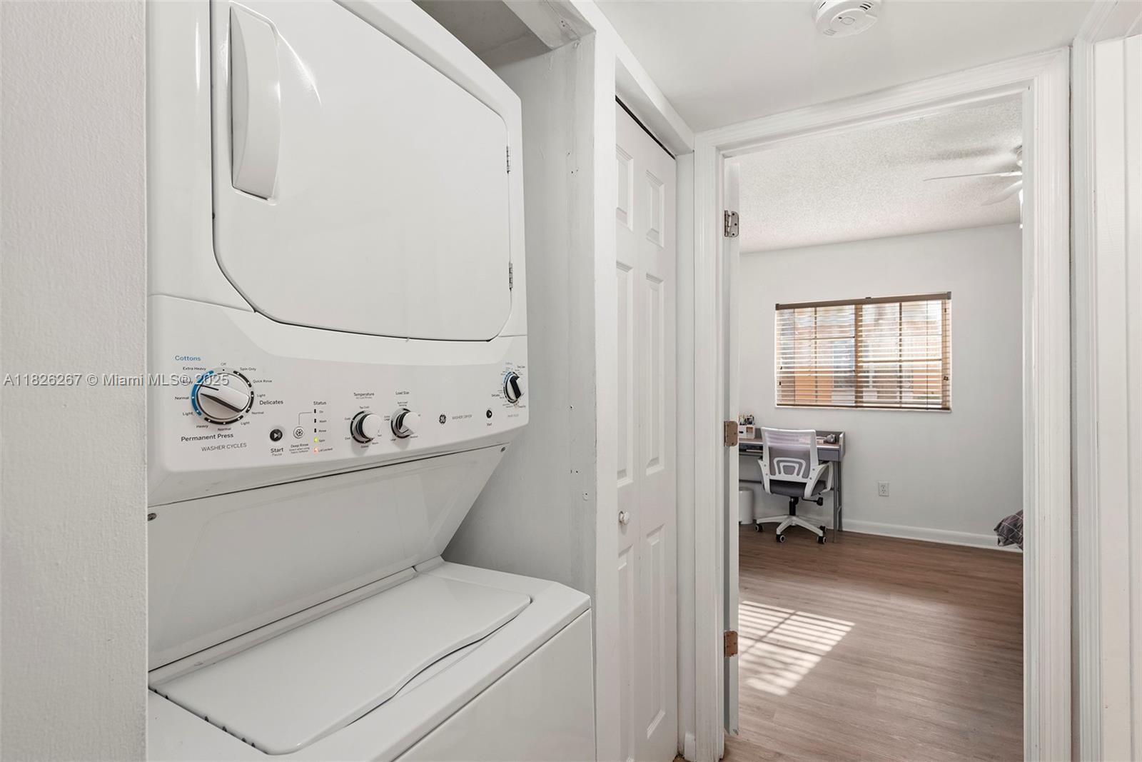 LAKEWOOD AT EMERALD HILLS - Residential