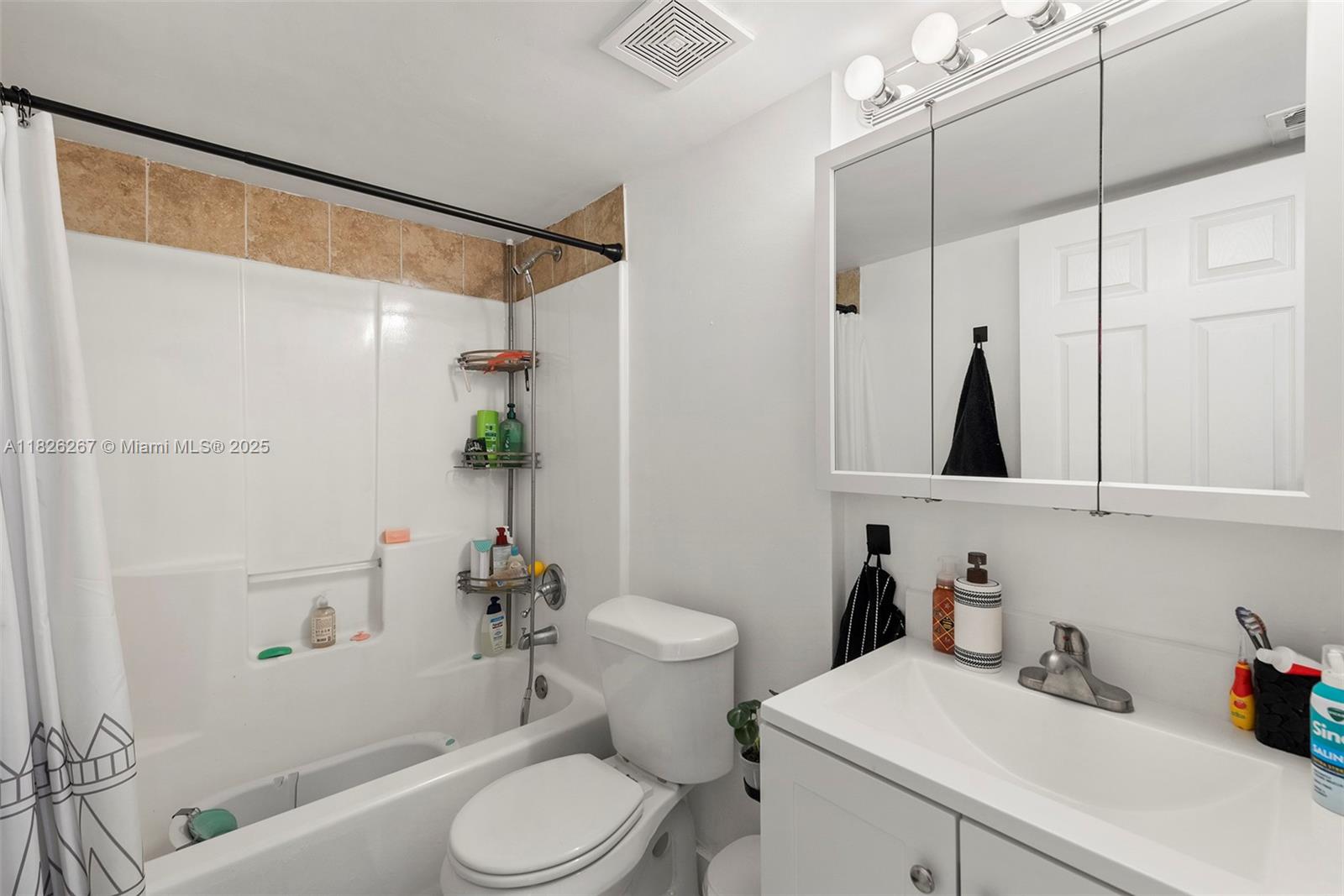 LAKEWOOD AT EMERALD HILLS - Residential