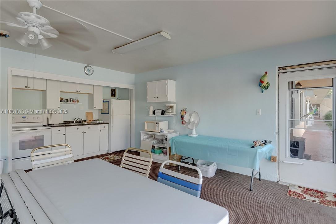 SOUTH WINDS CO-OP - Residential Lease