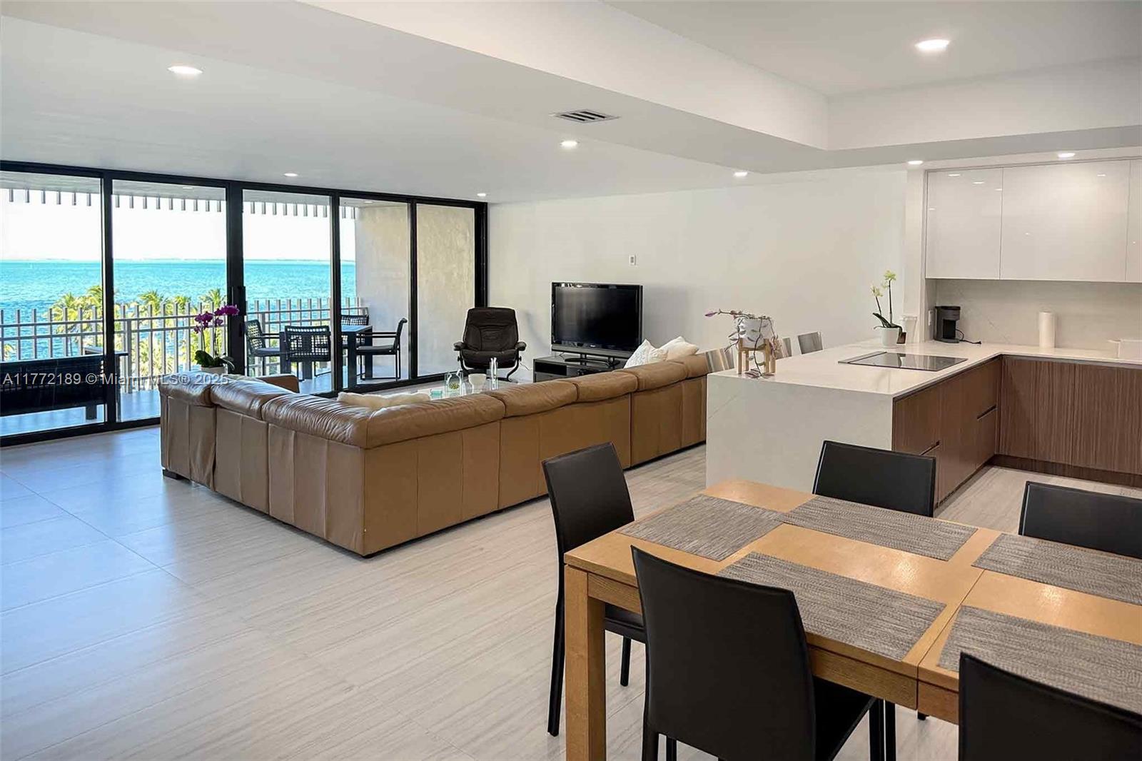 2 Grove Isle Dr B605, Coconut Grove, Broward County, Florida - 2 Bedrooms  
2 Bathrooms - 