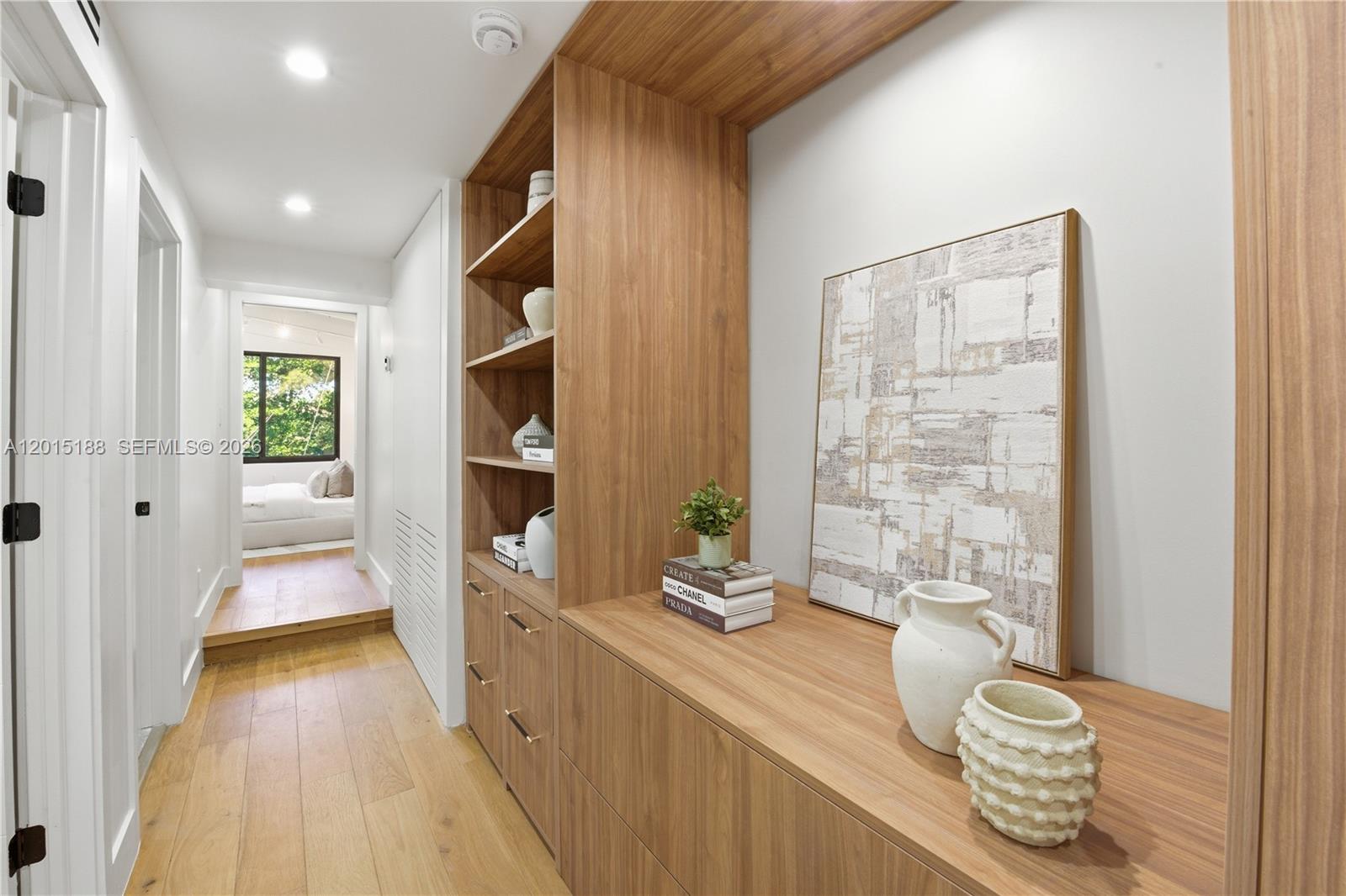 LAUDERDALE ISLES NO 2-BLK - Residential