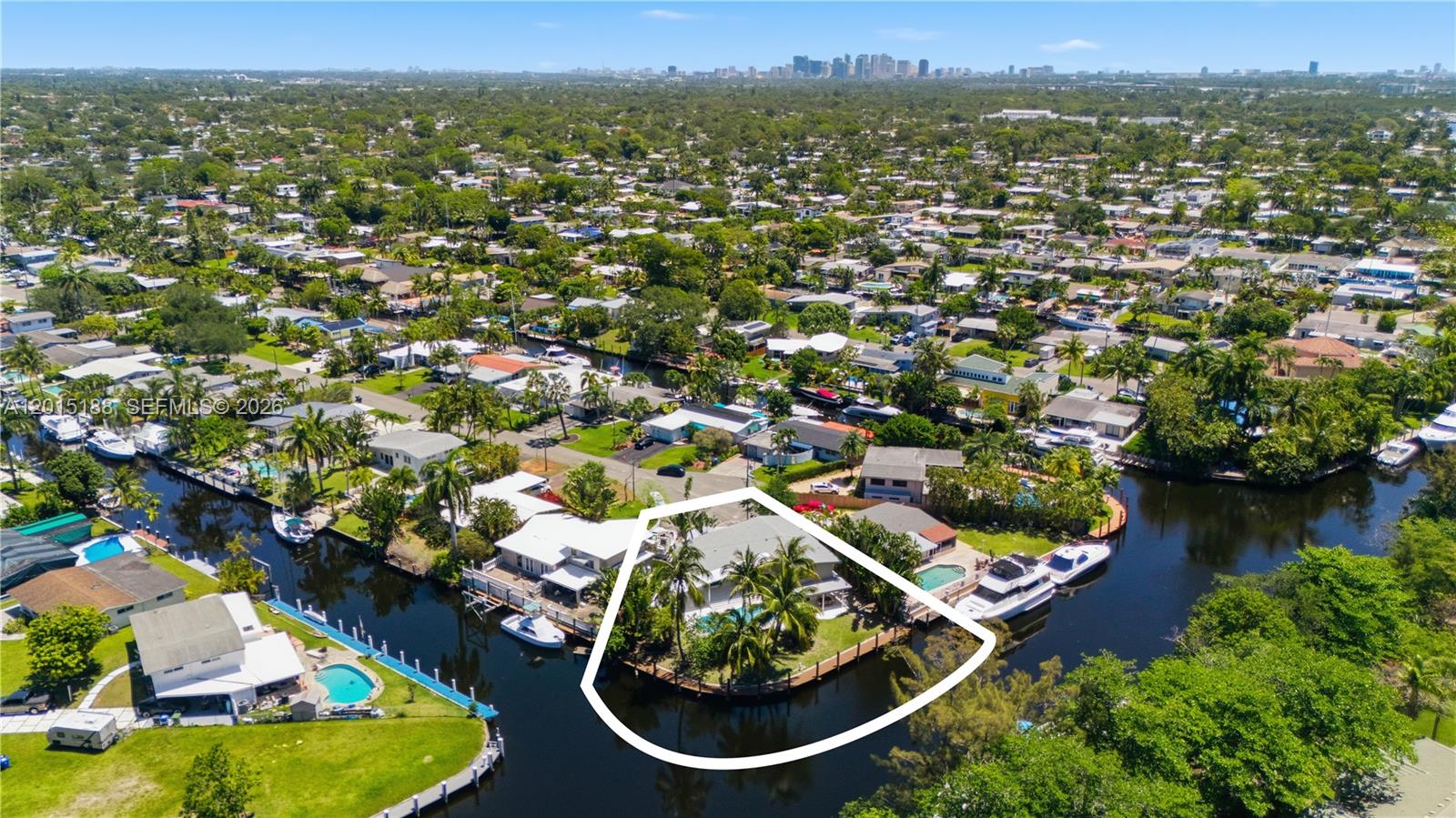 LAUDERDALE ISLES NO 2-BLK - Residential