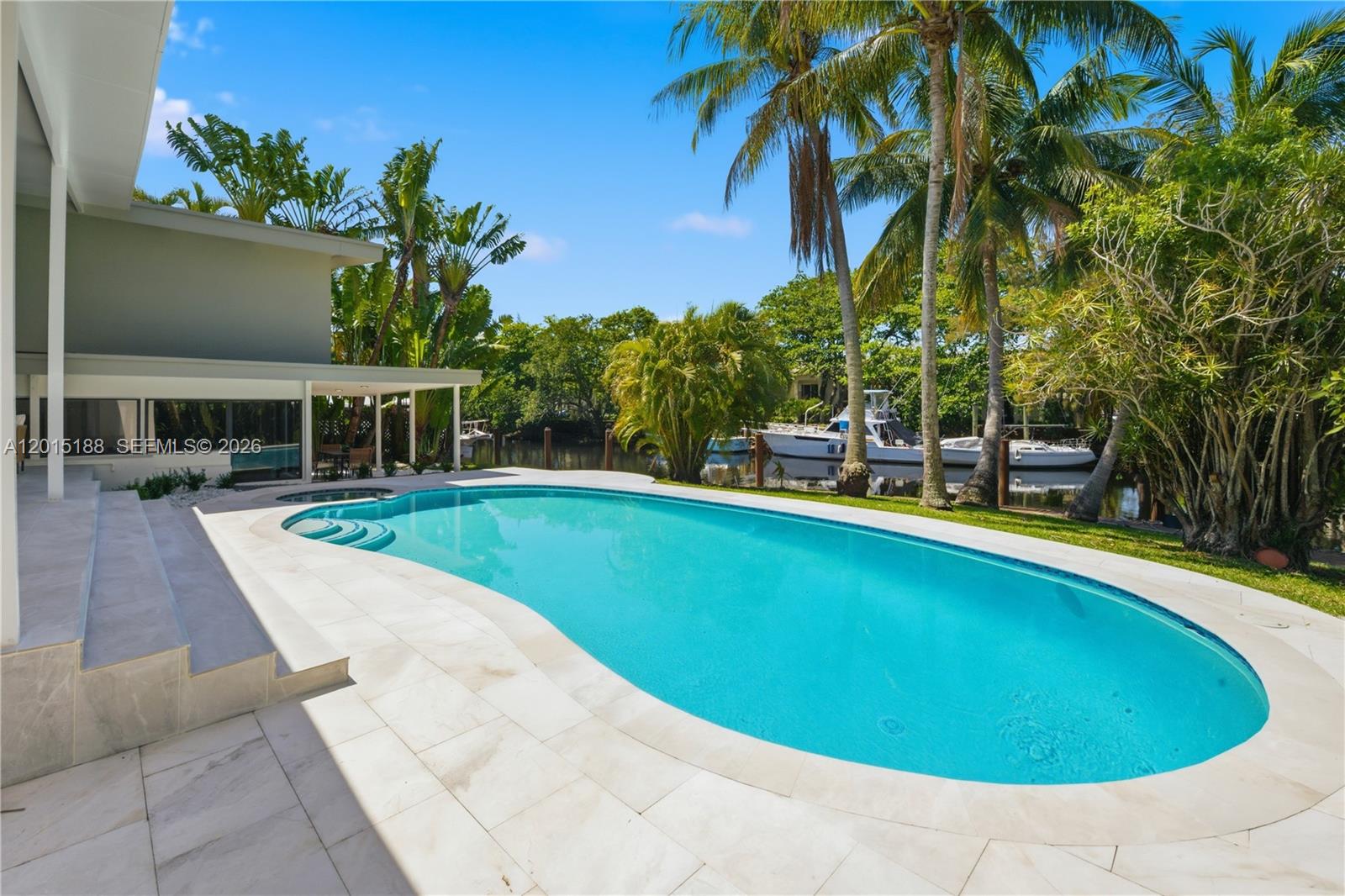 LAUDERDALE ISLES NO 2-BLK - Residential