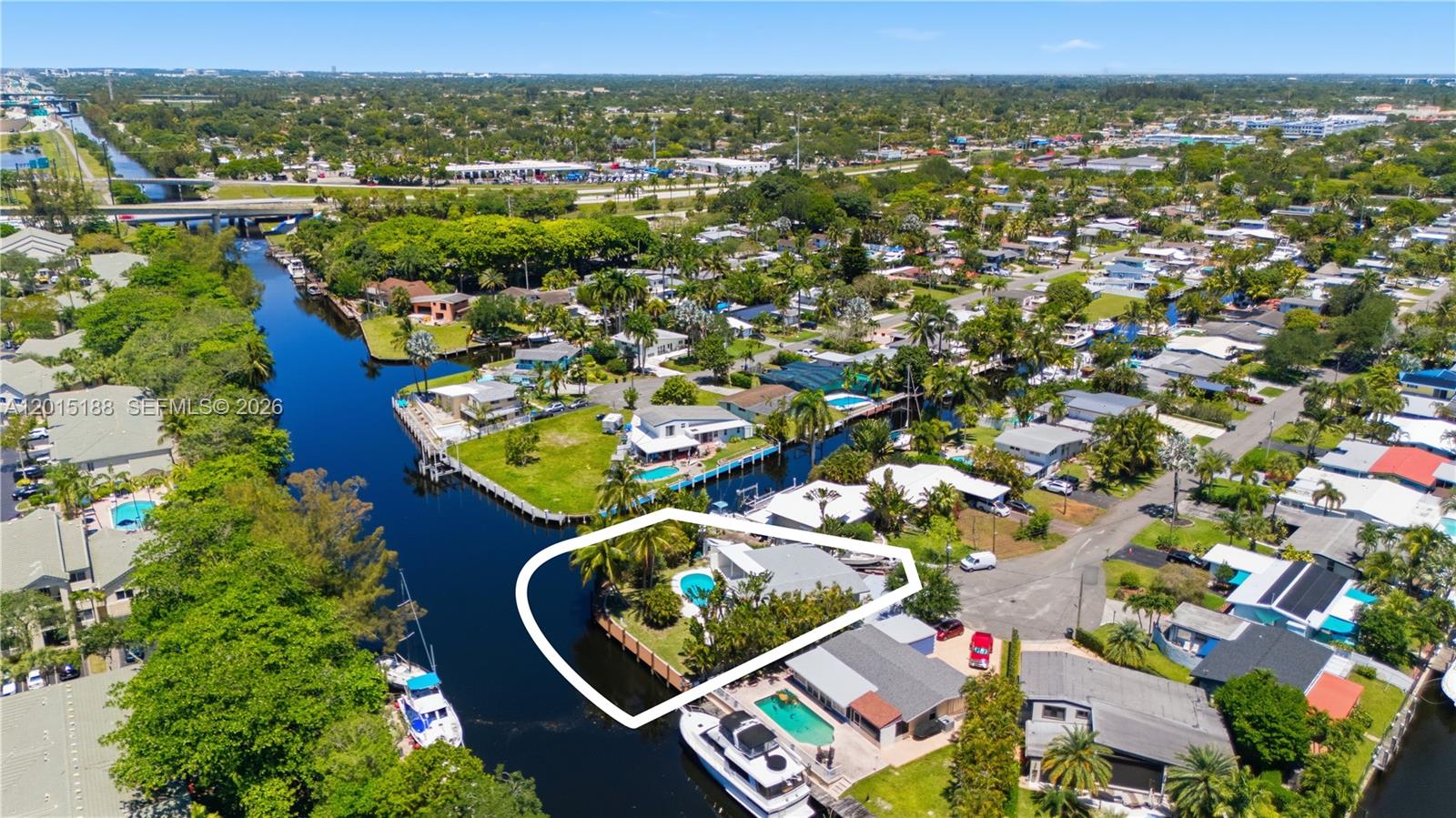 LAUDERDALE ISLES NO 2-BLK - Residential