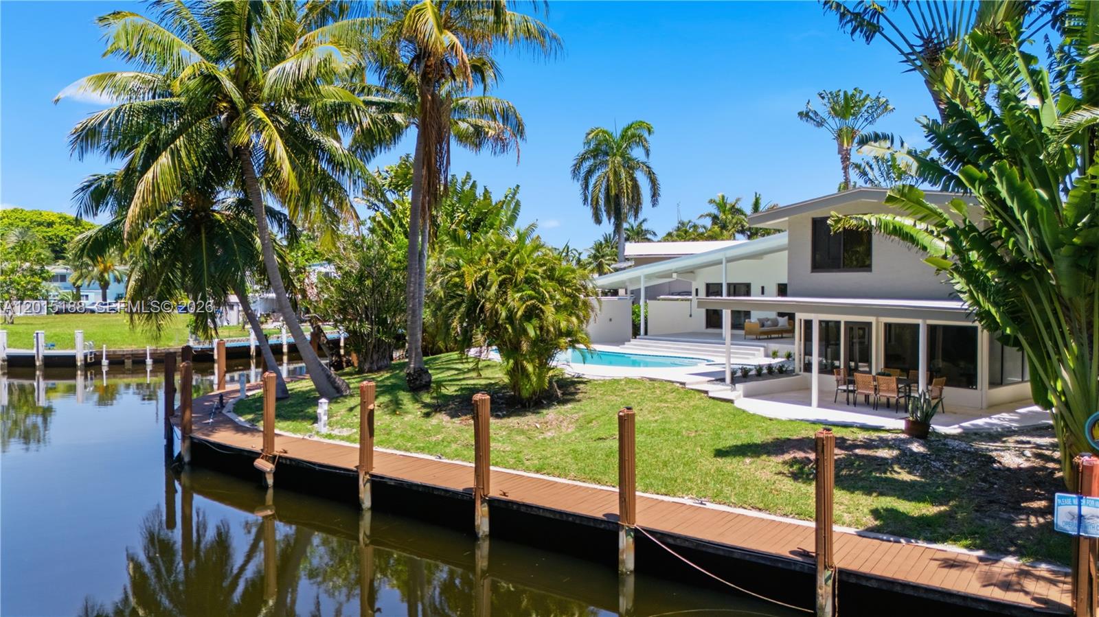 LAUDERDALE ISLES NO 2-BLK - Residential