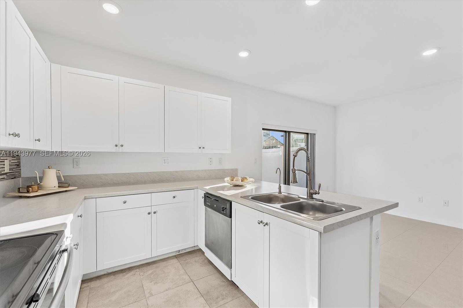 AQUABELLA SECTION TWO - Residential