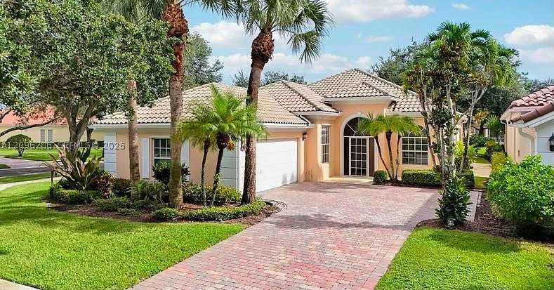 Photo of 8764 Oldham Way #0, Palm Beach Gardens, FL 33412 (MLS # A12096286)