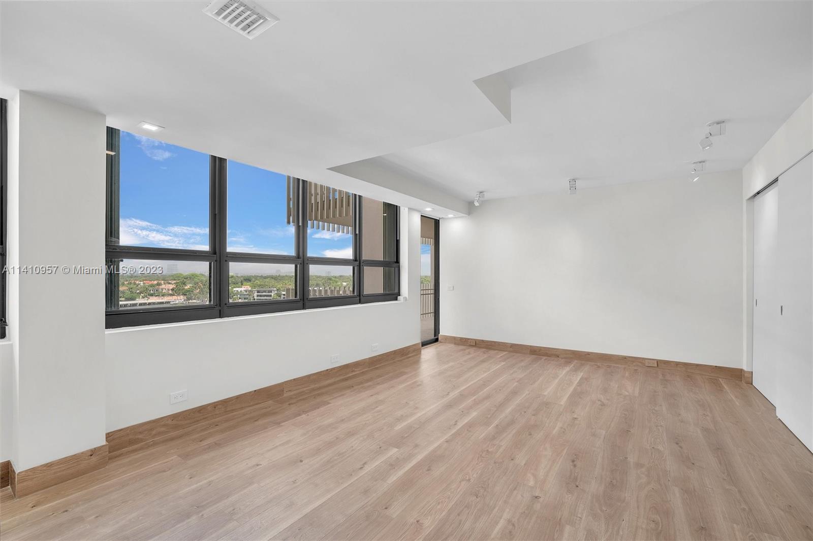 GROVE ISLE CONDO - Residential