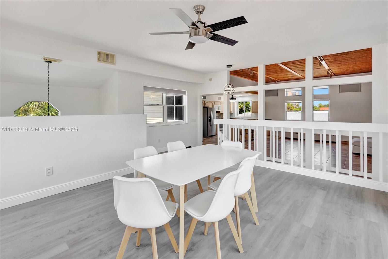 CORAL COVE BEACH SECTION - Residential