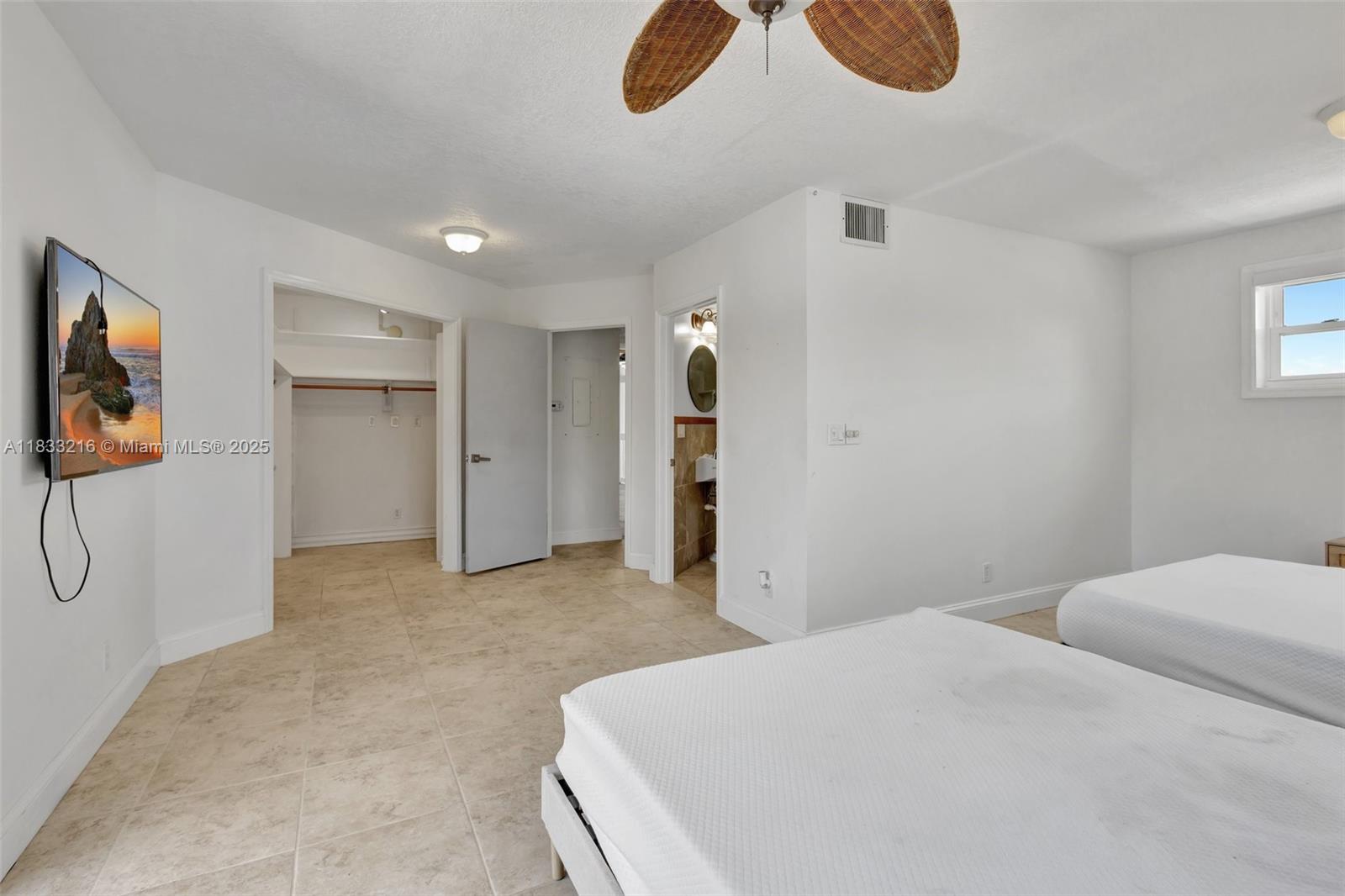 CORAL COVE BEACH SECTION - Residential