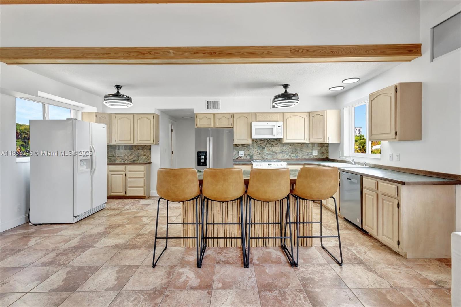 CORAL COVE BEACH SECTION - Residential