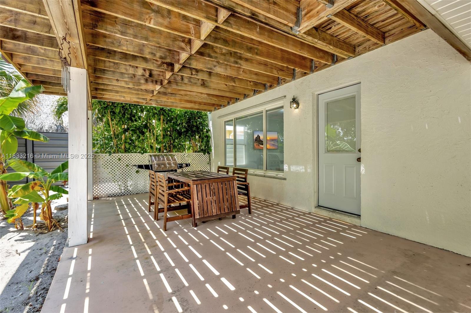 CORAL COVE BEACH SECTION - Residential