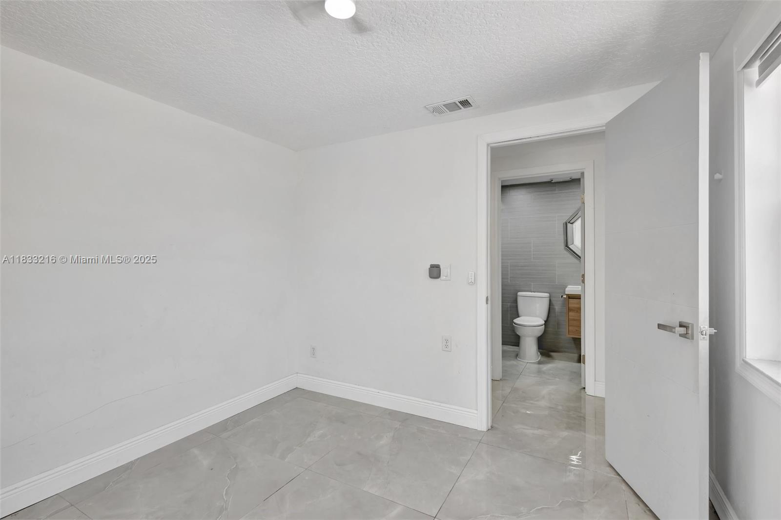 CORAL COVE BEACH SECTION - Residential