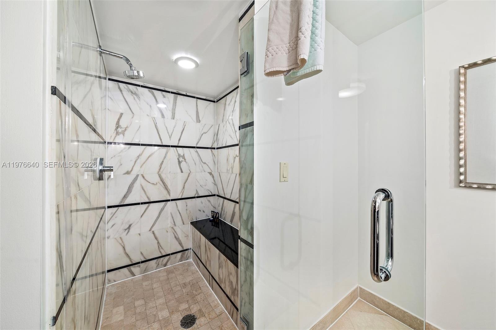 FONTAINEBLEAU III OCEAN C - Residential