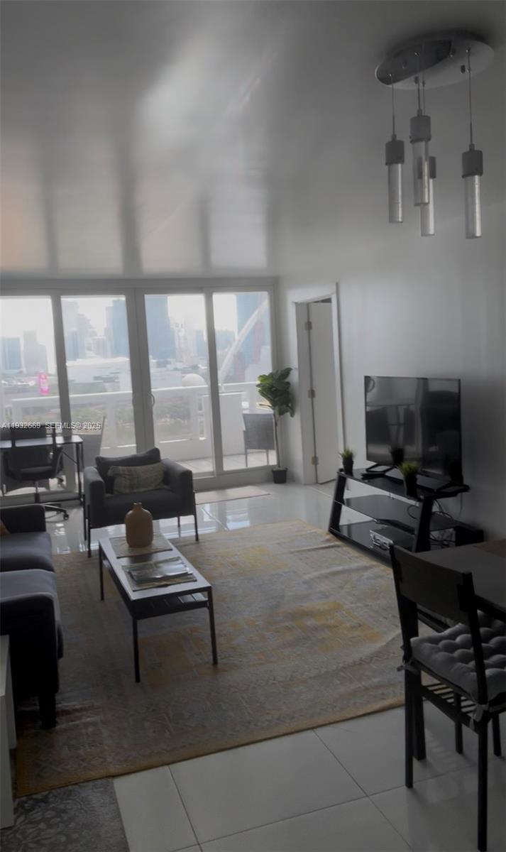 VENETIA CONDO - Residential Lease