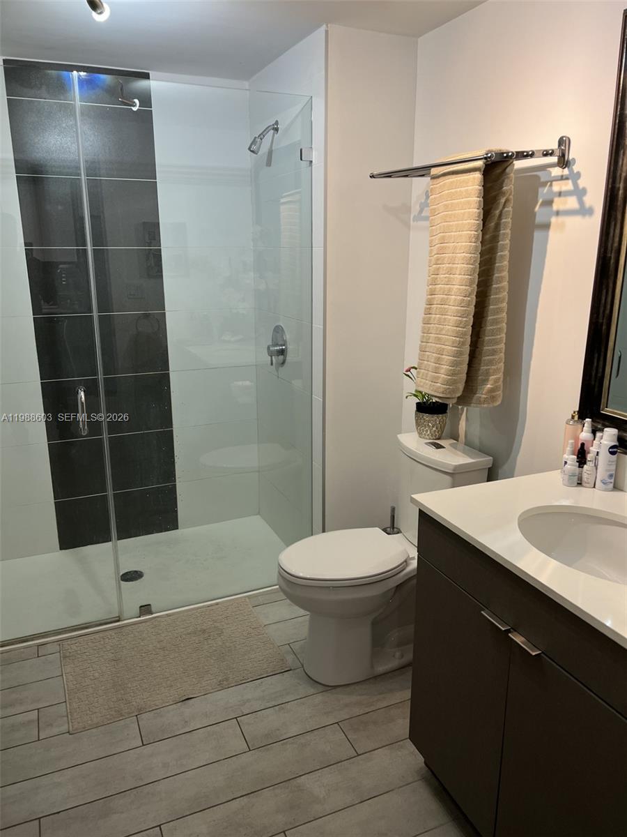 26 EDGEWATER CONDO - Residential Lease