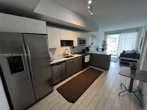 321 NE 26th St 704 Miami FL 33137