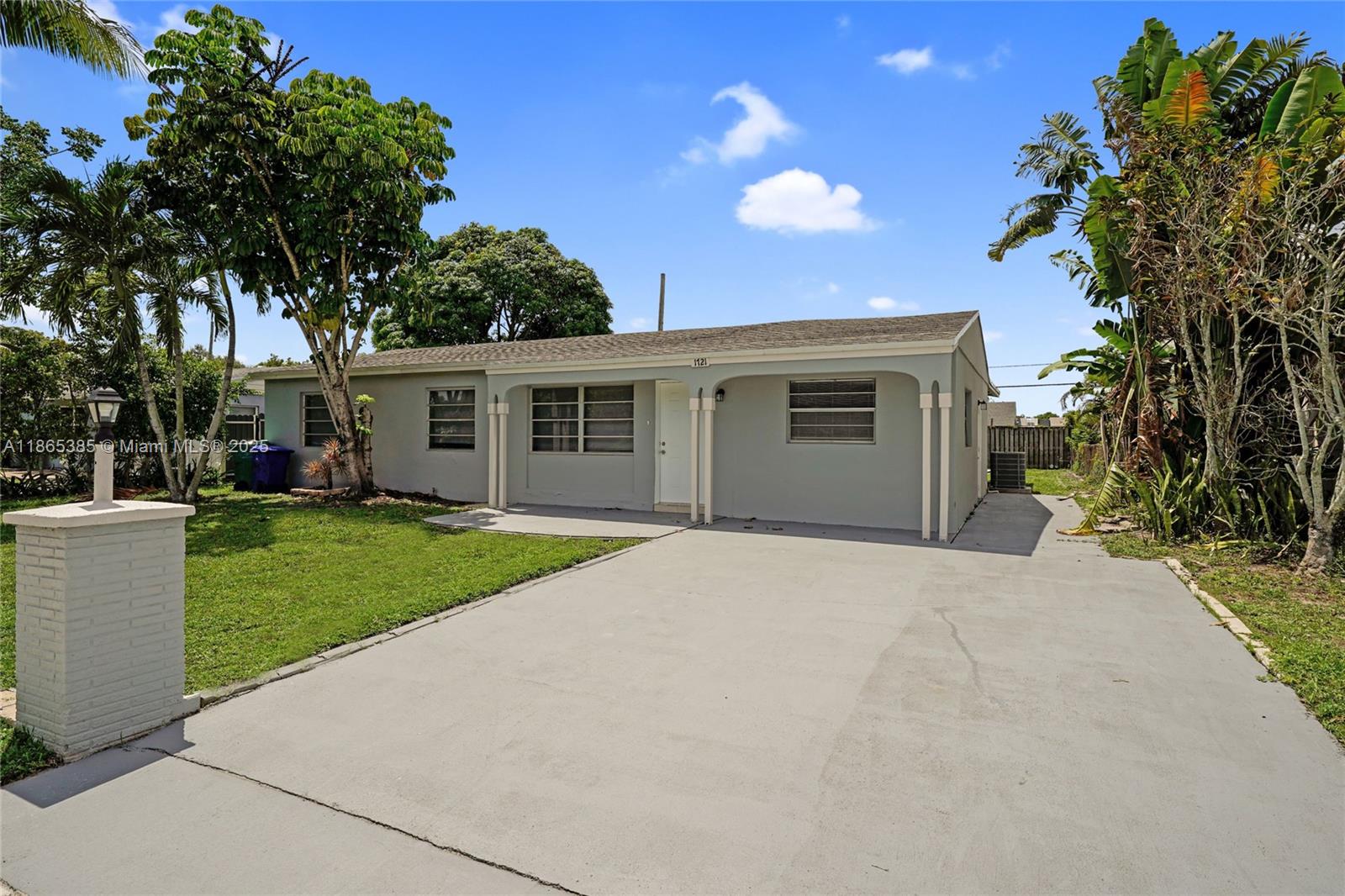 1721 SW 46th Ave