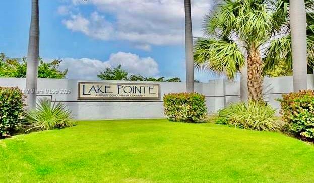 208 Lake Pointe Dr 207, Oakland Park, Miami-Dade County, Florida - 2 Bedrooms  
2 Bathrooms - 