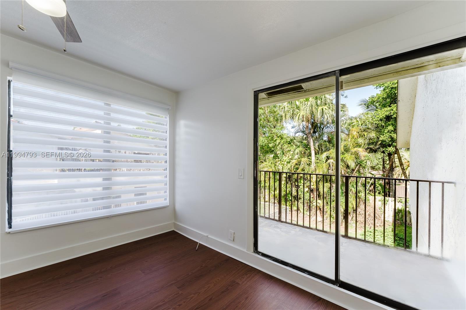 PALM SPRINGS VILLAGE COND - Residential