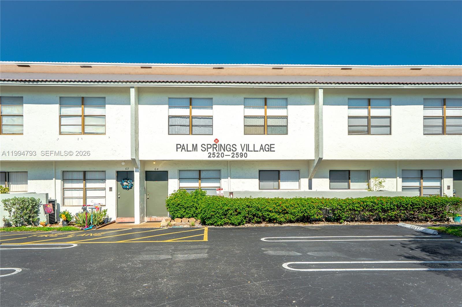 PALM SPRINGS VILLAGE COND - Residential