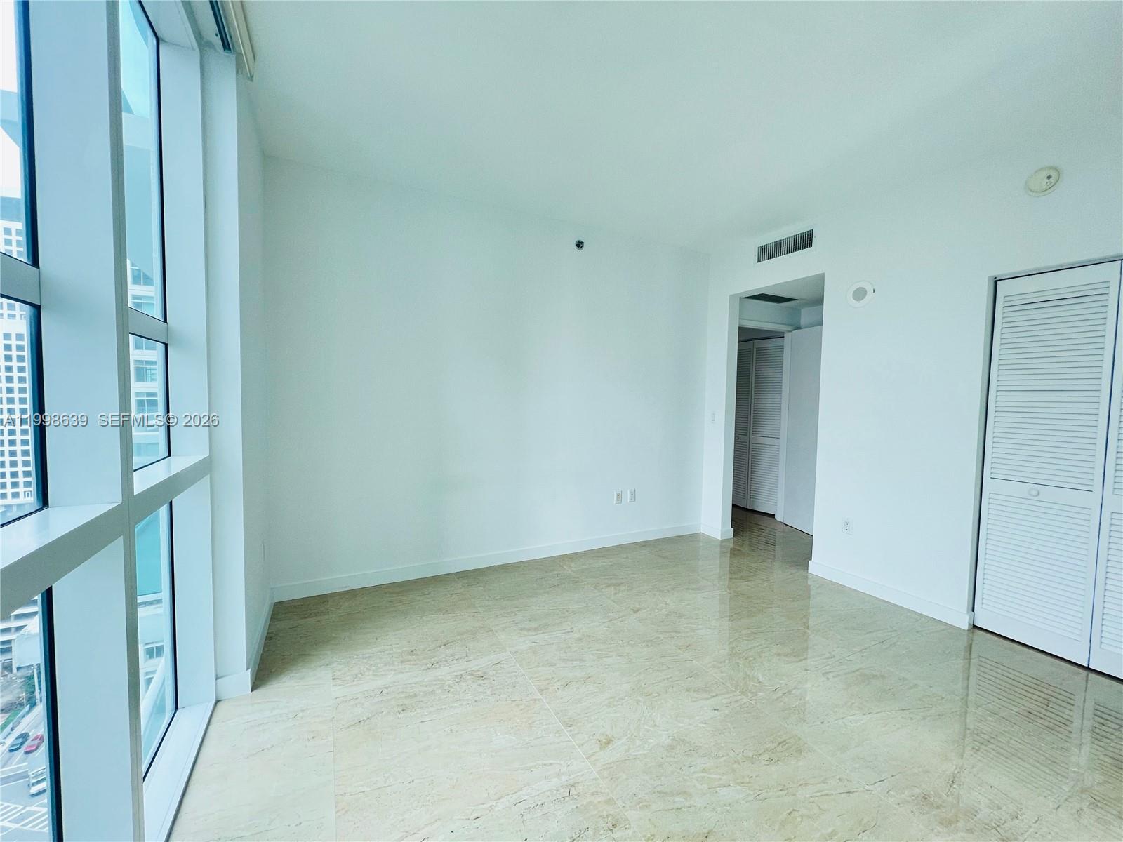 THE PLAZA 851 BRICKELL CO - Residential Lease