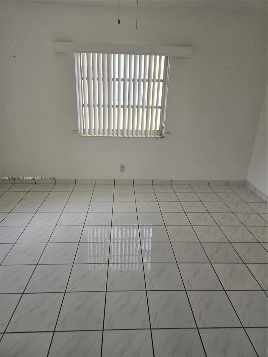 HOLLYWOOD SOUTH SIDE ADD - Residential Lease