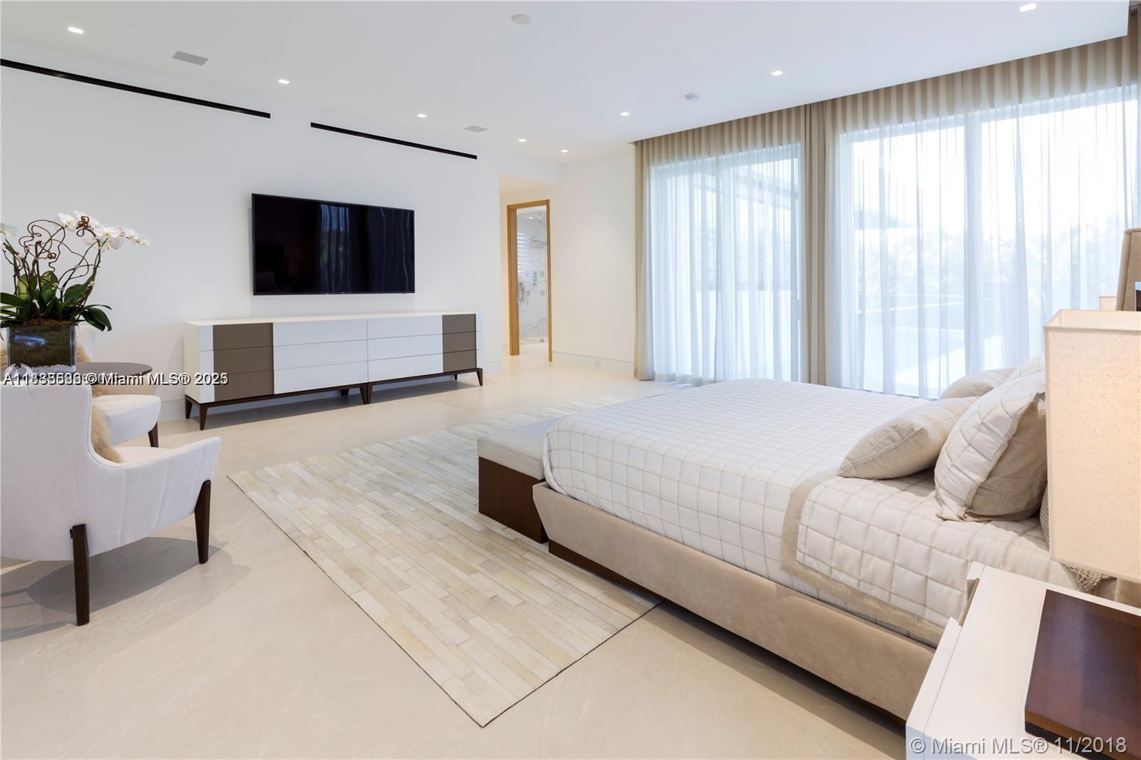 BAY HARBOR ISLAND - Residential