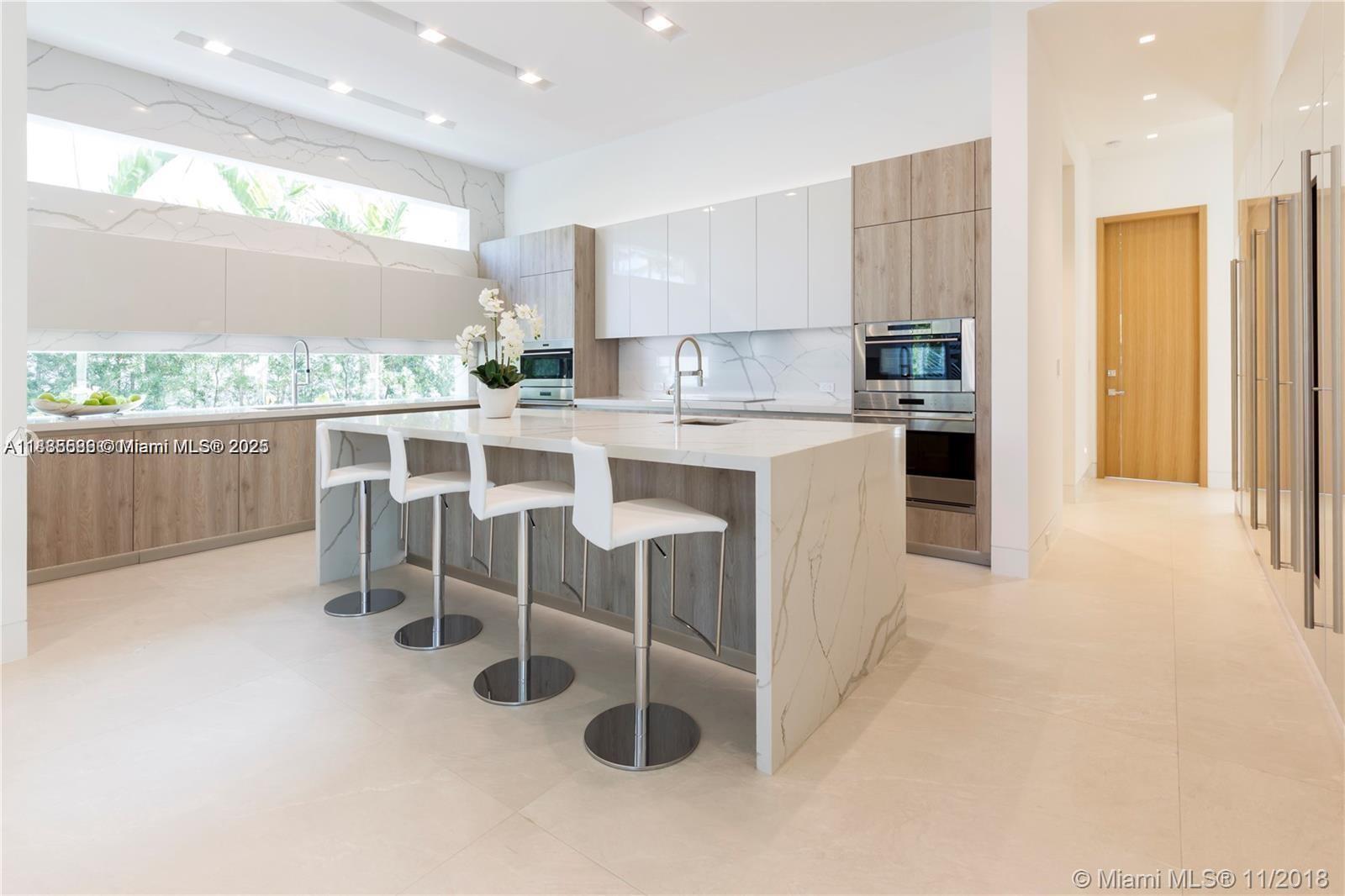 BAY HARBOR ISLAND - Residential