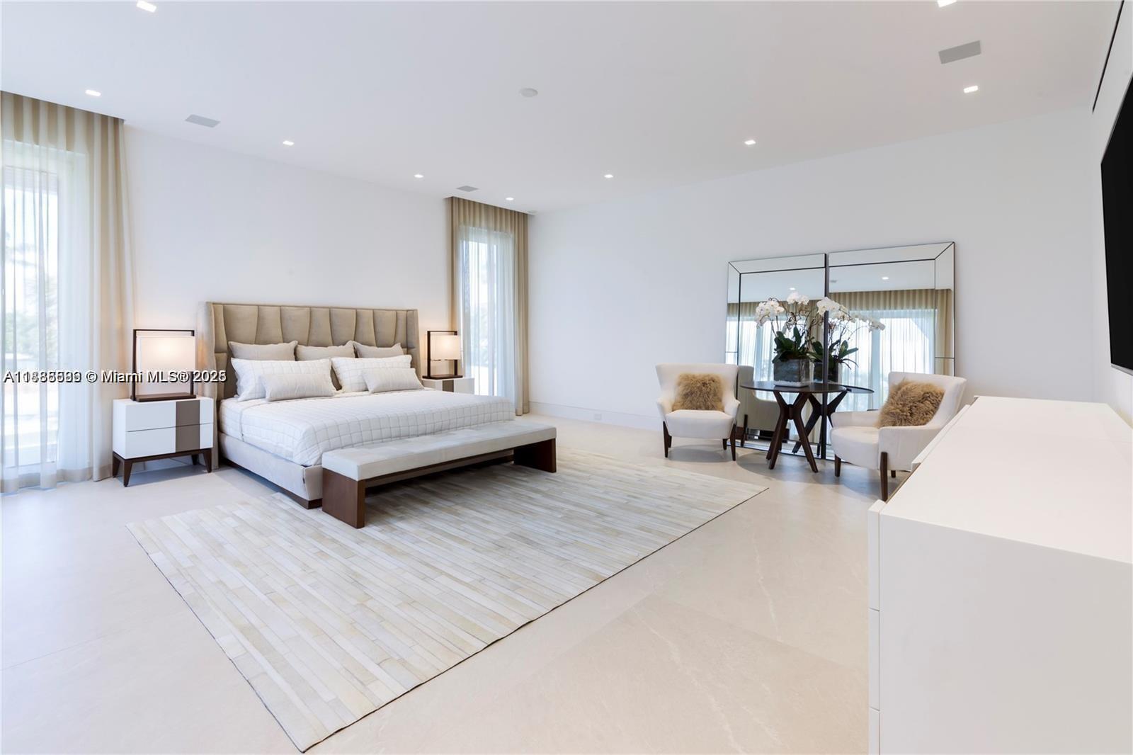 BAY HARBOR ISLAND - Residential