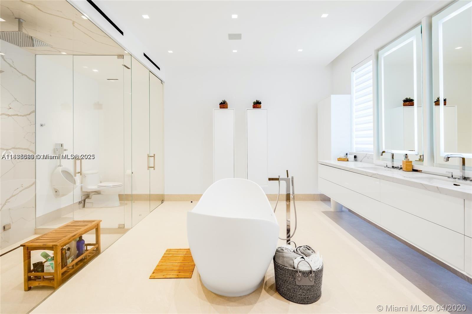 BAY HARBOR ISLAND - Residential