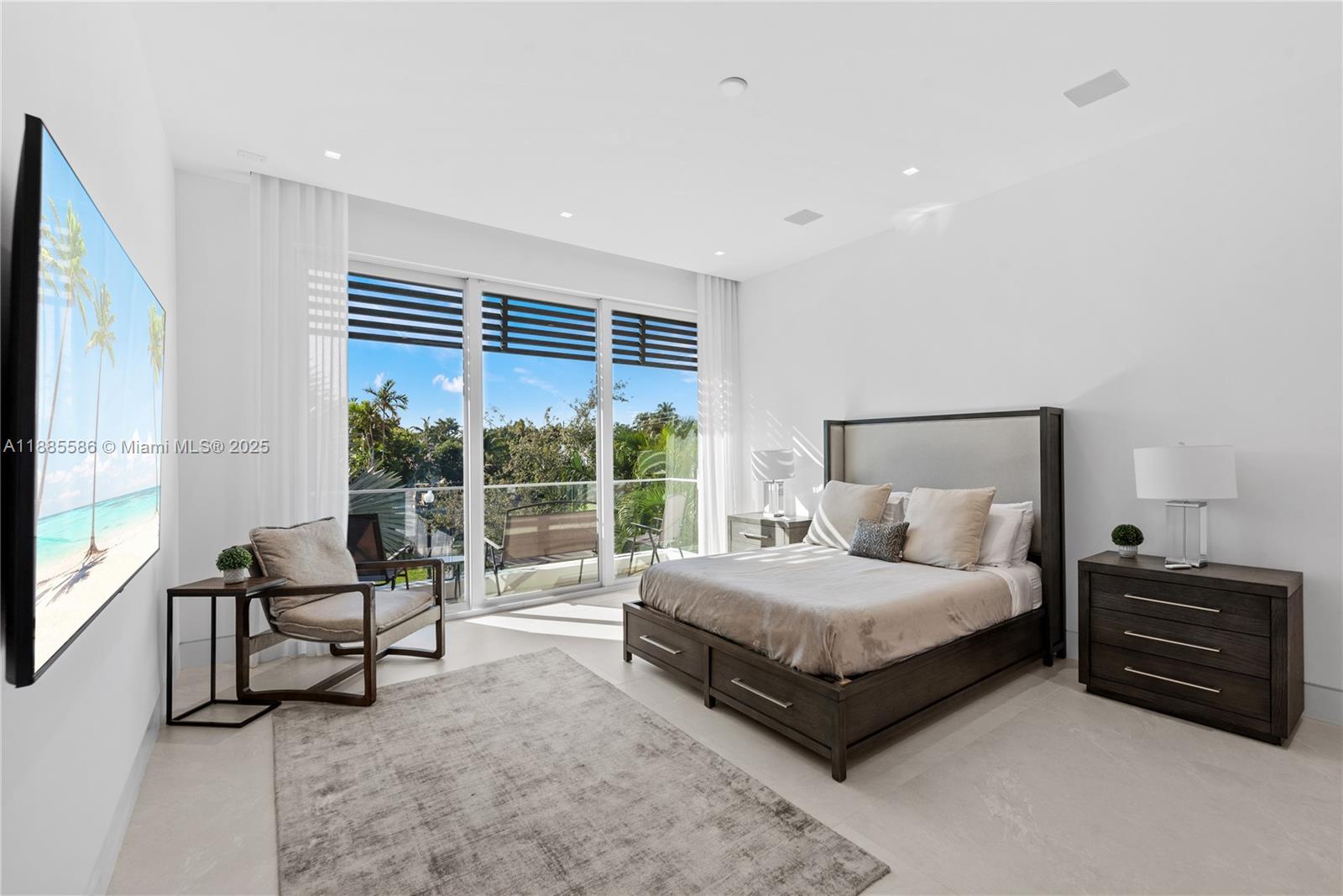 BAY HARBOR ISLAND - Residential